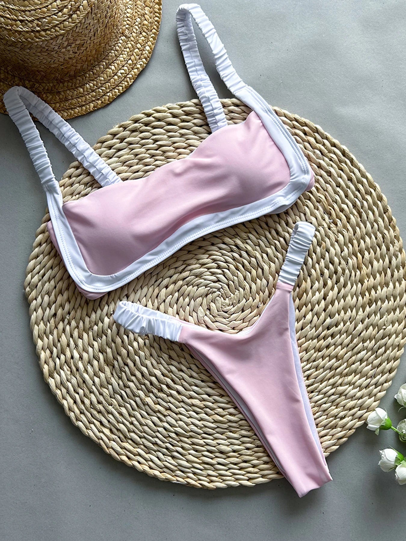 Contrast Ruched Strap Bikini